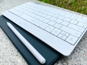 Mokibo 2-in-1 Touchpad-embedded Wireless Keyboard - GadgetiCloud