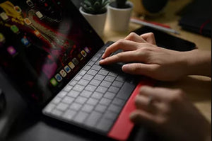 Mokibo 2-in-1 Touchpad-embedded Wireless Keyboard - GadgetiCloud